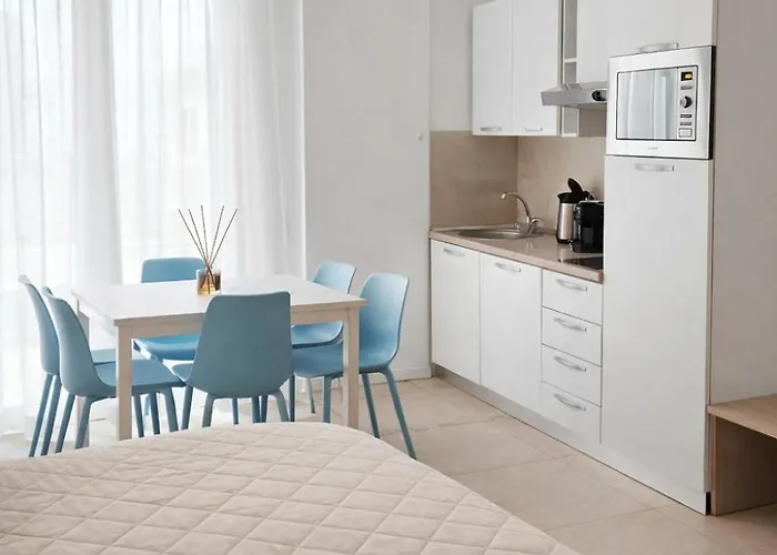 Antares 아파트호텔