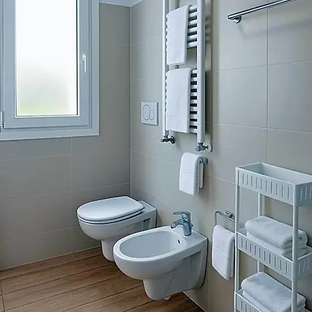 Antares Aparthotel 4*