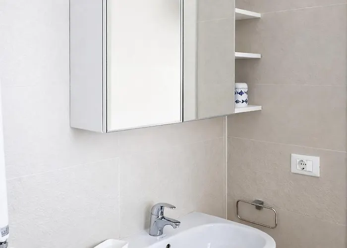 Antares Aparthotel 4*